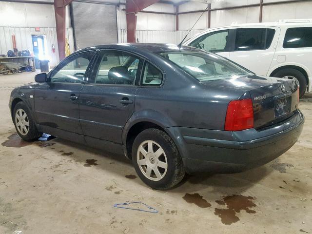 WVWAC63B61P020032 - 2001 VOLKSWAGEN PASSAT GLS BLUE photo 3