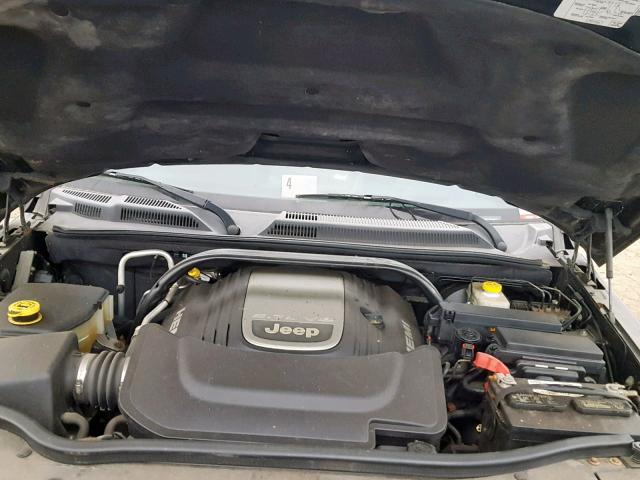 1J8HG58246C145284 - 2006 JEEP COMMANDER BLACK photo 7