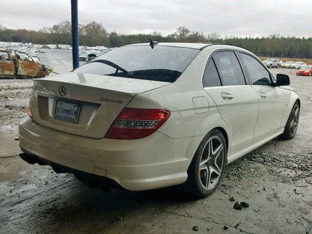 WDDGF77X89F255066 - 2009 MERCEDES-BENZ C 63 AMG WHITE photo 4