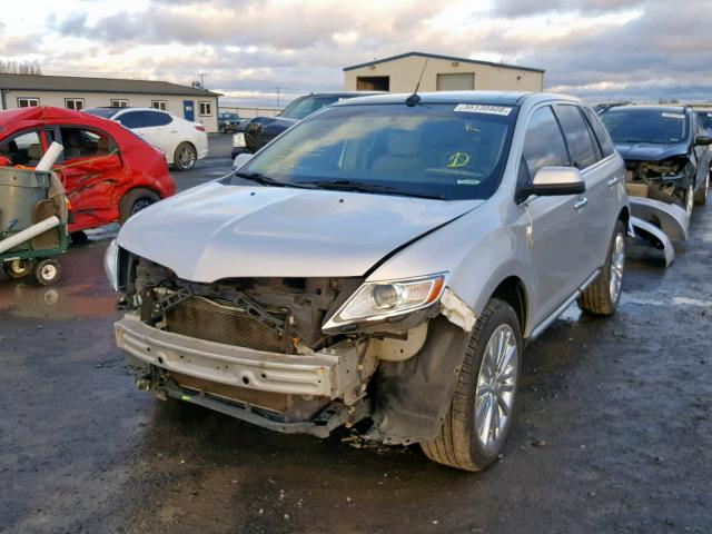 2LMDJ8JK3BBJ29946 - 2011 LINCOLN MKX GRAY photo 2