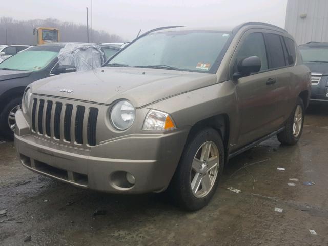 1J8FF47W47D241288 - 2007 JEEP COMPASS BEIGE photo 2