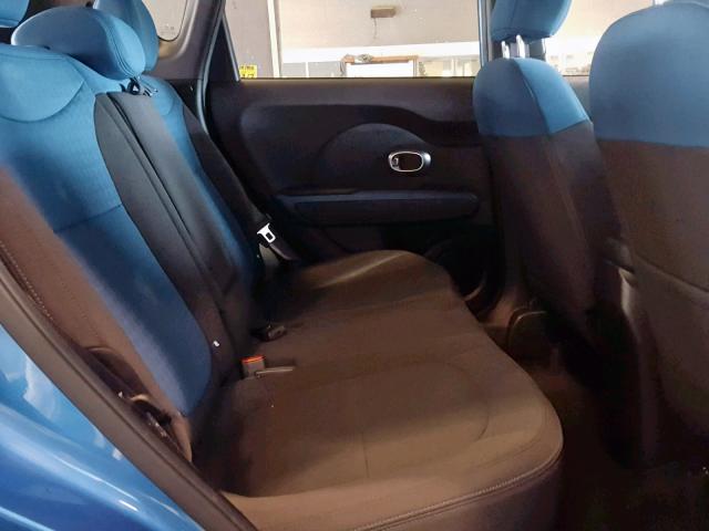 KNDJP3A59F7220037 - 2015 KIA SOUL + BLUE photo 6