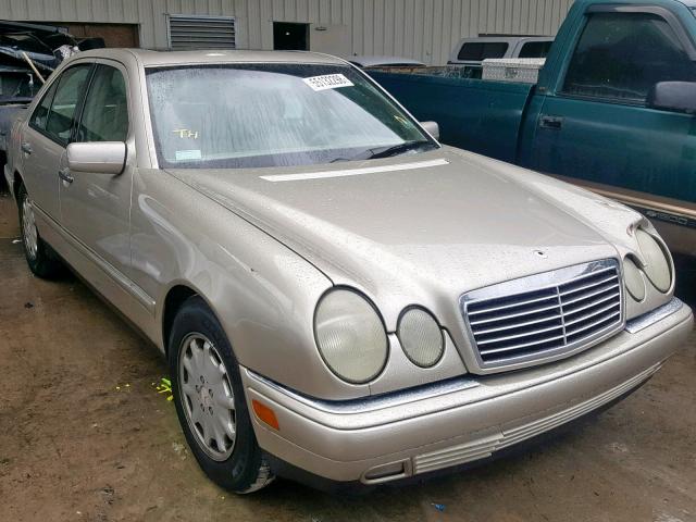 WDBJF65F7WA679320 - 1998 MERCEDES-BENZ E 320 GOLD photo 1