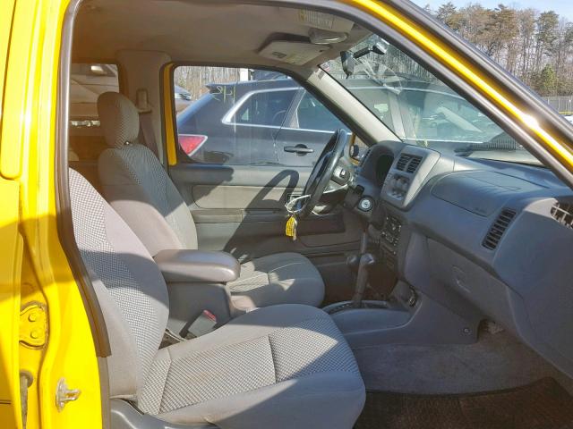 1N6ED27Y31C381714 - 2001 NISSAN FRONTIER C YELLOW photo 5