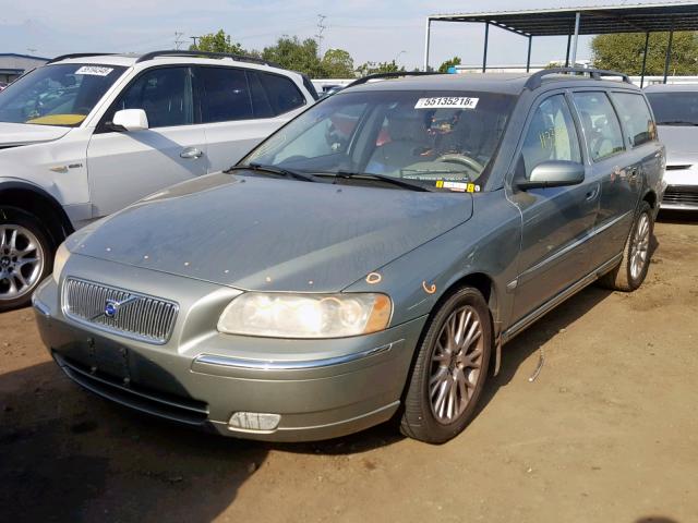 YV1SW592162555460 - 2006 VOLVO V70 2.5T GREEN photo 2