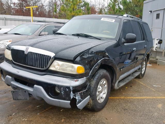5LMRU27L2WLJ22625 - 1998 LINCOLN NAVIGATOR Schwarz Foto 2