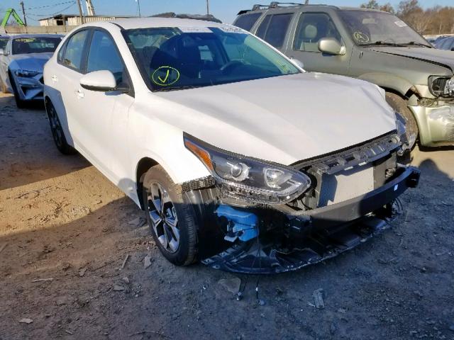 3KPF24AD9KE107300 - 2019 KIA FORTE FE WHITE photo 1