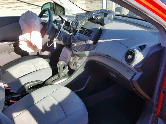 1G1JA5SHXC4112618 - 2012 CHEVROLET SONIC LS 红色 照片 5