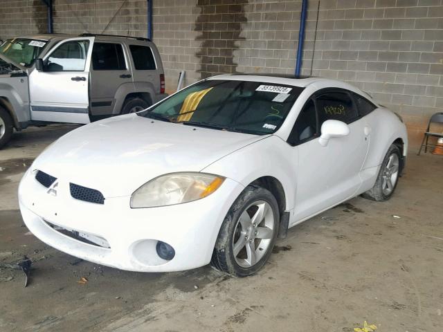 4A3AK24F98E002611 - 2008 MITSUBISHI ECLIPSE GS WHITE photo 2