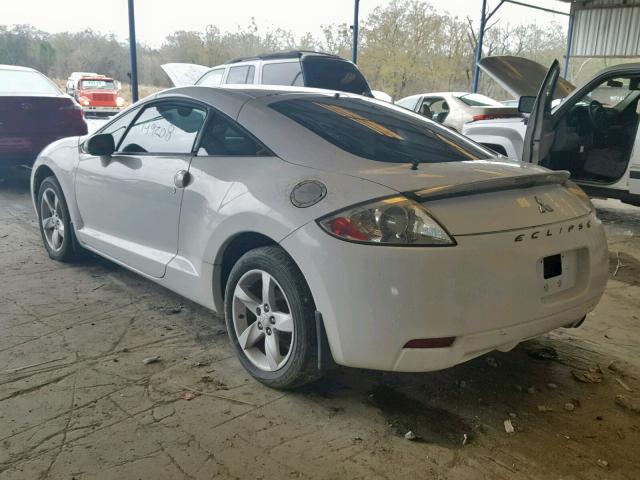 4A3AK24F98E002611 - 2008 MITSUBISHI ECLIPSE GS WHITE photo 3