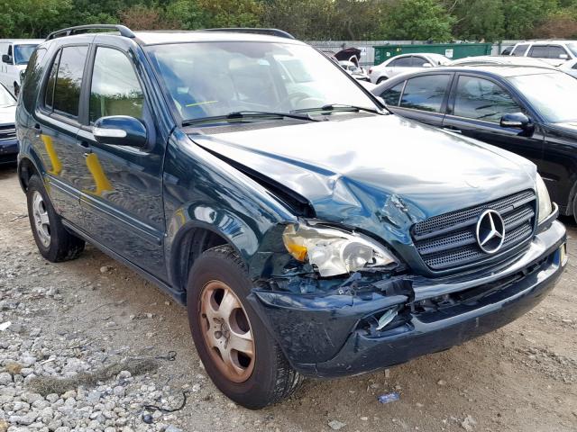 4JGAB54E82A364726 - 2002 MERCEDES-BENZ ML 320 GREEN photo 1