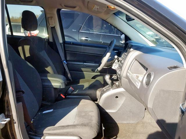 1C4NJDBB7GD557001 - 2016 JEEP COMPASS SP 黑色 照片 5