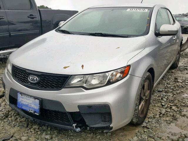 KNAFU6A25C5597751 - 2012 KIA FORTE EX SILVER photo 2