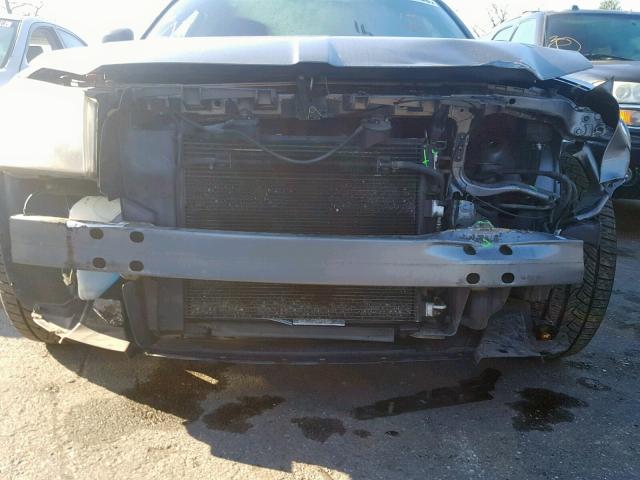 2D4FV48T75H570102 - 2005 DODGE MAGNUM SE GRAY photo 9