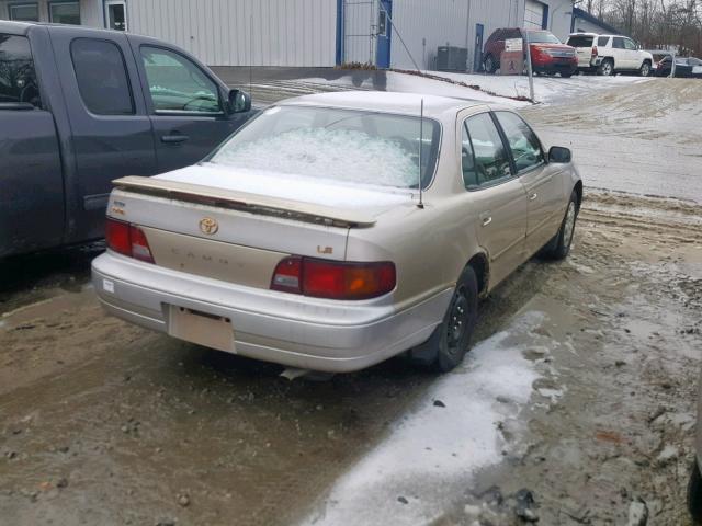 4T1BG12K8TU826404 - 1996 TOYOTA CAMRY DX TAN photo 4