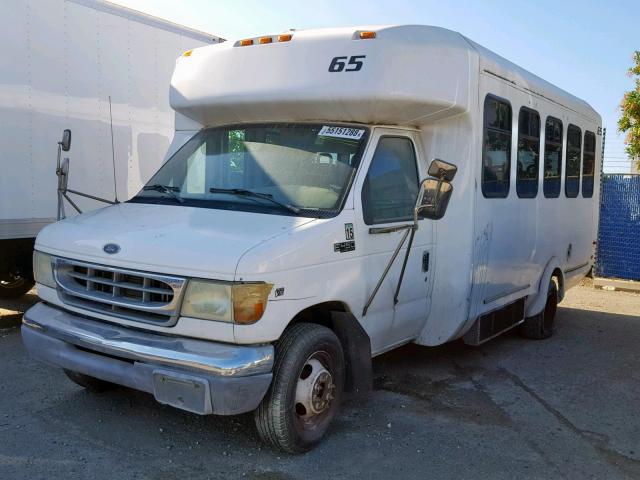 1FDXE45S62HA61273 - 2002 FORD E450 WHITE photo 2