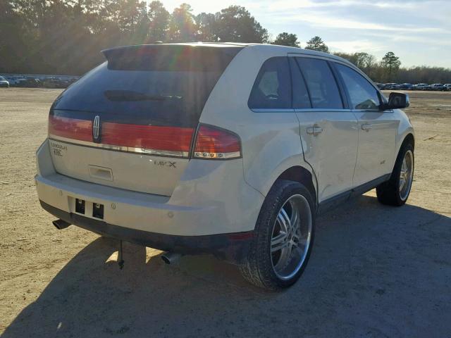 2LMDU68C37BJ18625 - 2007 LINCOLN MKX WHITE photo 4