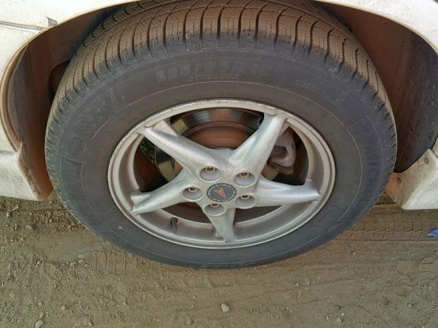 1G2WP52K13F154529 - 2003 PONTIAC GRAND PRIX WHITE photo 9