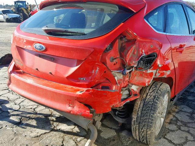 1FAHP3M26CL335719 - 2012 FORD FOCUS SEL RED photo 9