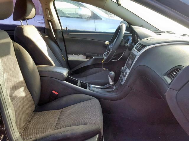 1G1ZC5EB6AF179951 - 2010 CHEVROLET MALIBU 1LT შავი ფოტო 5