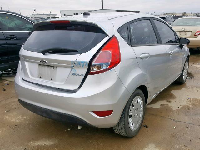 3FADP4TJ6FM145628 - 2015 FORD FIESTA S SILVER photo 4