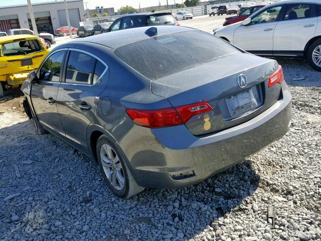 19VDE1F35DE002360 - 2013 ACURA ILX 20 SILVER photo 3