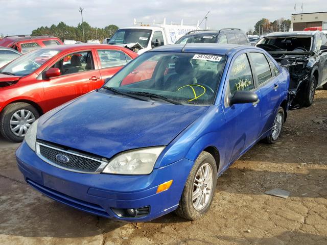 1FAFP34N05W111770 - 2005 FORD FOCUS ZX4 BLUE photo 2