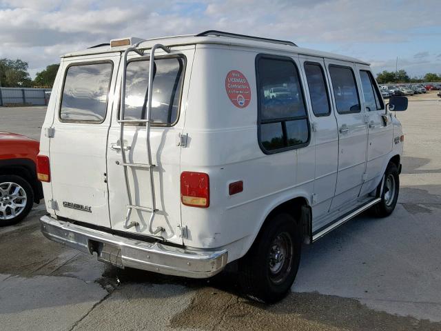 1GBEG25Z3N7124173 - 1992 CHEVROLET G20 WHITE photo 4