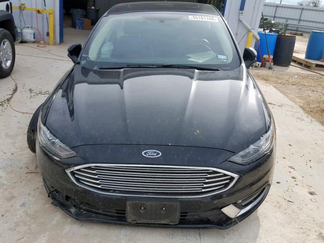 3FA6P0LU1HR356849 - 2017 FORD FUSION SE BLACK photo 9