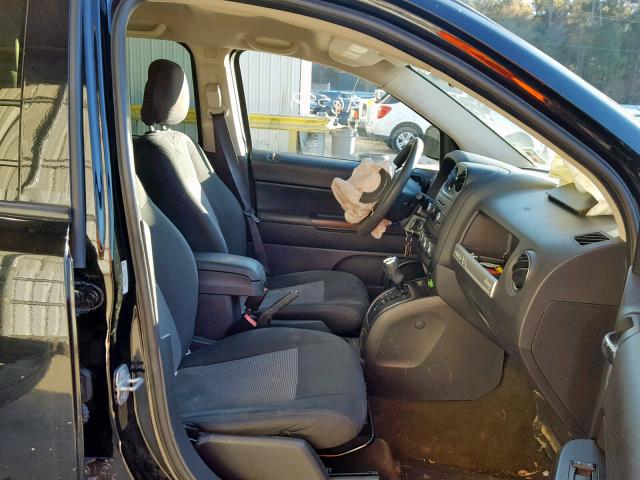 1C4NJCBA5ED881708 - 2014 JEEP COMPASS SP შავი ფოტო 5