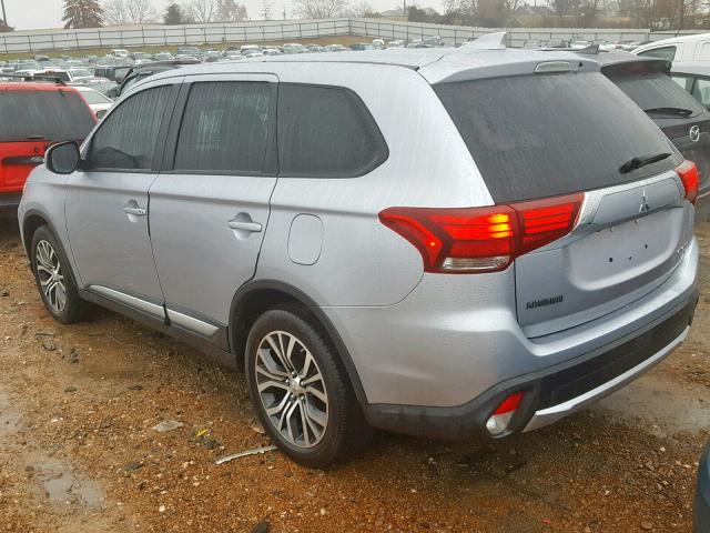 JA4AZ3A34HZ026364 - 2017 MITSUBISHI OUTLANDER SILVER photo 3