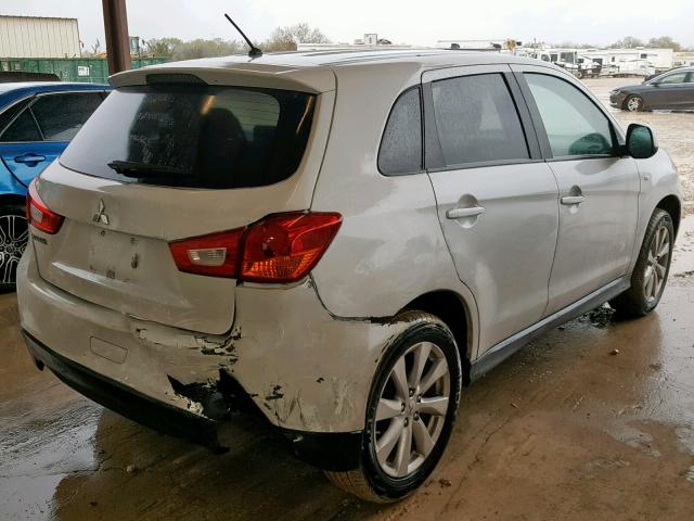 4A4AP3AU6EE029508 - 2014 MITSUBISHI OUTLANDER WHITE photo 4