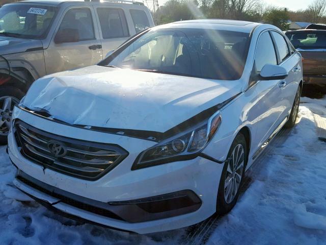 5NPE34AF3HH585369 - 2017 HYUNDAI SONATA SPO WHITE photo 2