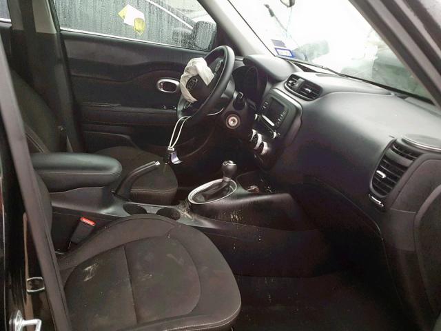 KNDJN2A25H7493730 - 2017 KIA SOUL  photo 5