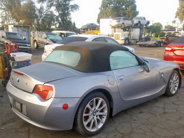 4USBU33546LW67113 - 2006 BMW Z4 3.0 GRAY photo 4