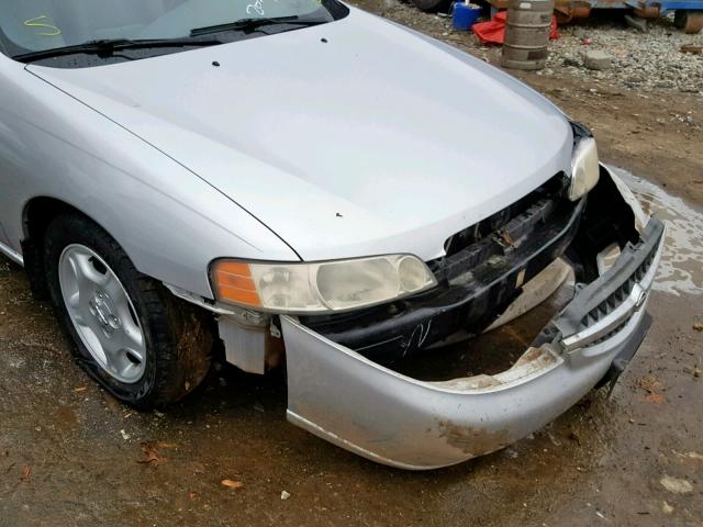 1N4DL01A3YC233130 - 2000 NISSAN ALTIMA XE SILVER photo 9