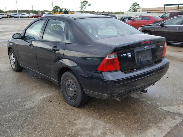 1FAFP34N06W138422 - 2006 FORD FOCUS ZX4 BLACK photo 3