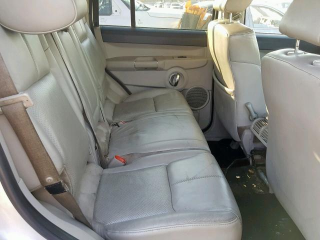 1J8HG58206C122990 - 2006 JEEP COMMANDER SILVER photo 6