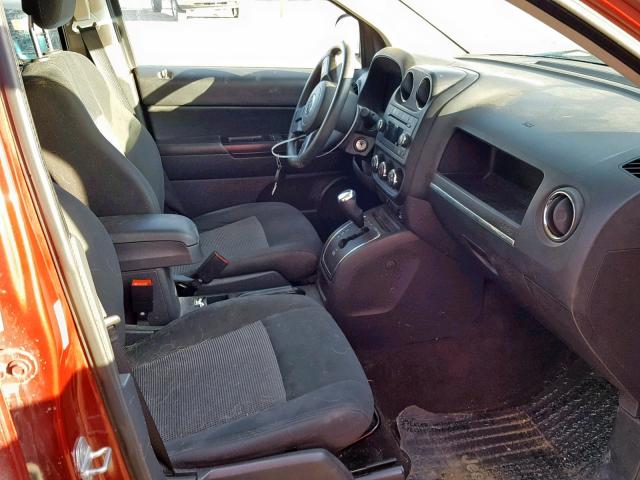 1C4NJDBB4DD269738 - 2013 JEEP COMPASS SP მუქწითელი ფოტო 5