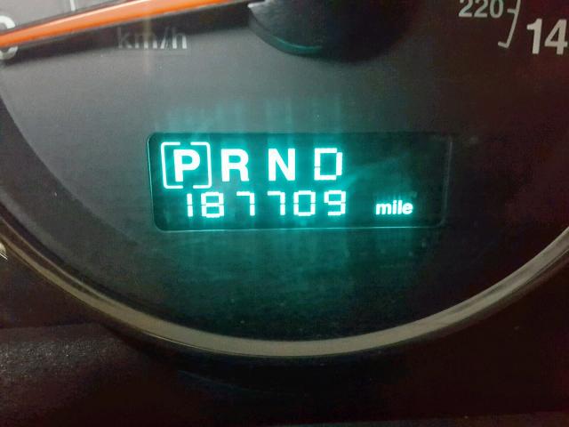 1J8HG48K26C178780 - 2006 JEEP COMMANDER GOLD photo 8