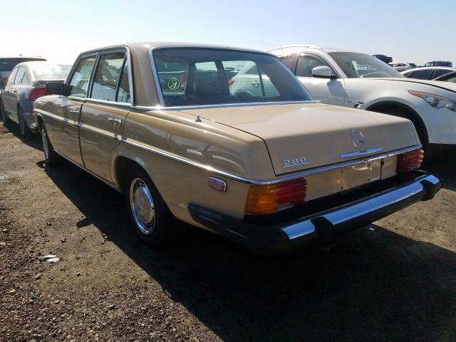 11406012118578 - 1975 MERCEDES-BENZ 280 YELLOW photo 3