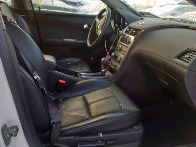1G1ZE5E75BF187031 - 2011 CHEVROLET MALIBU LTZ თეთრი ფოტო 5