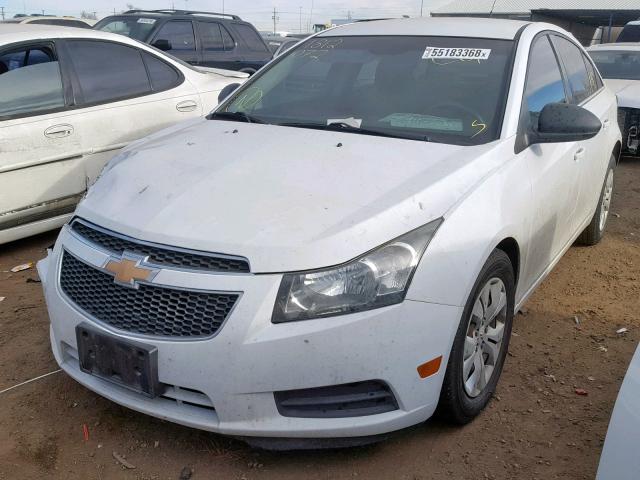 1G1PD5SH0C7189630 - 2012 CHEVROLET CRUZE LS WHITE photo 2