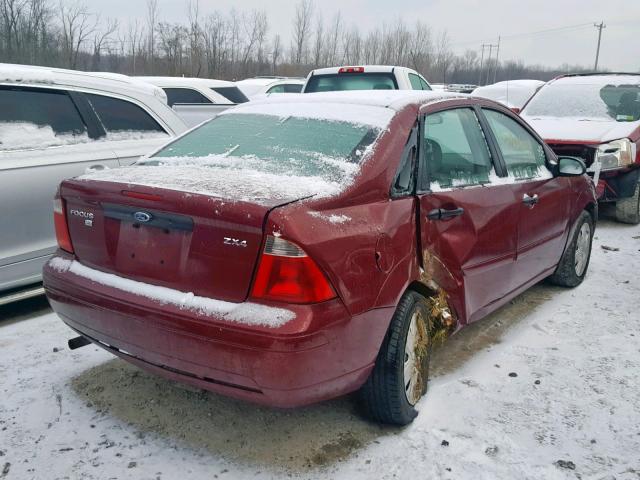 1FAFP34N06W118672 - 2006 FORD FOCUS ZX4 RED photo 4
