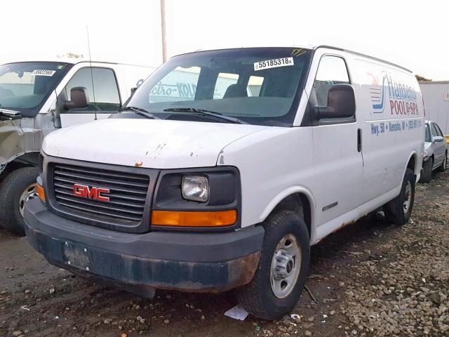 1GTHG35U331133684 - 2003 GMC SAVANA G35 WHITE photo 2