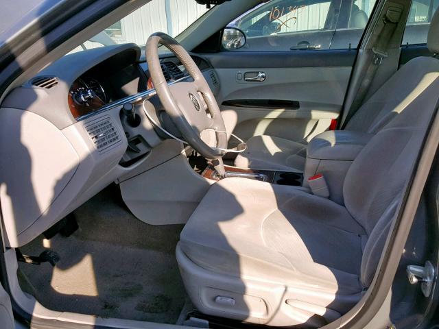 2G4WC582391155126 - 2009 BUICK LACROSSE C SILVER photo 5