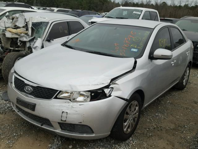 KNAFU4A2XD5730171 - 2013 KIA FORTE EX SILVER photo 2