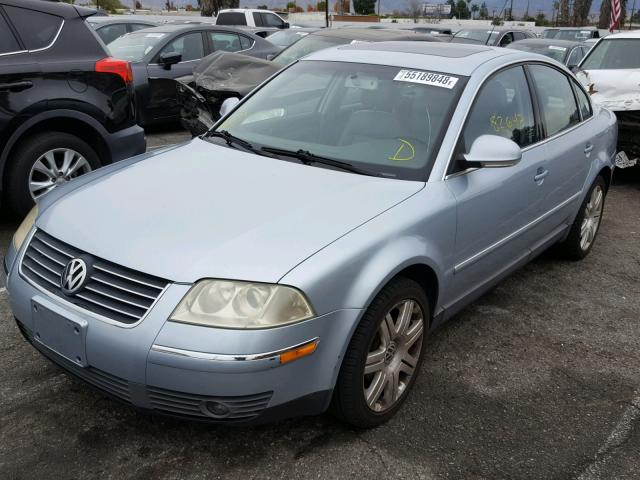 WVWAD63B15P002430 - 2005 VOLKSWAGEN PASSAT GLS BLUE photo 2