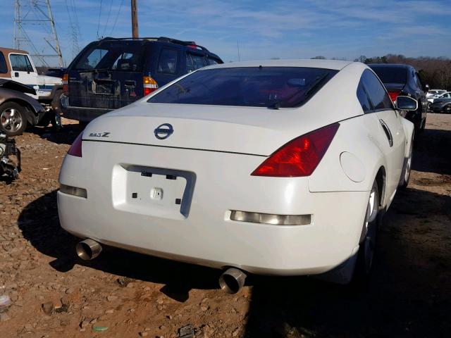 JN1AZ34D63T100974 - 2003 NISSAN 350Z COUPE WHITE photo 4