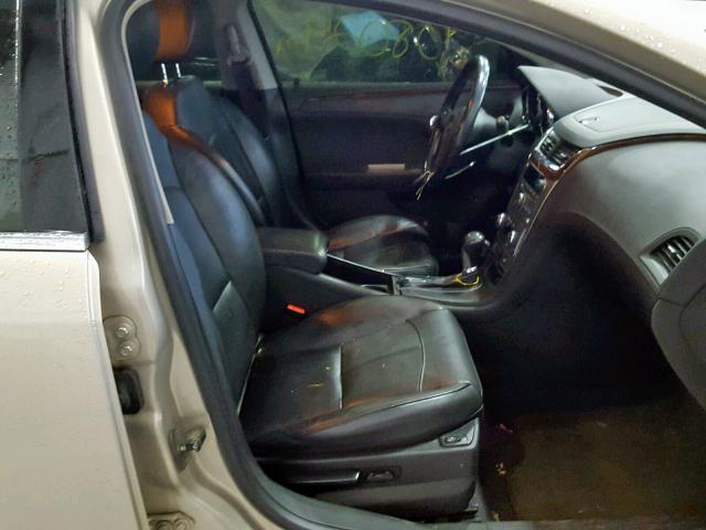 1G1ZE5E16BF387735 - 2011 CHEVROLET MALIBU LTZ თაფლისფერი ფოტო 5